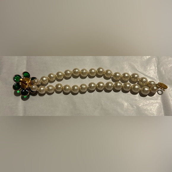 Rare Vintage Chanel Gripoix Pearl Bracelet - Picture 4 of 4